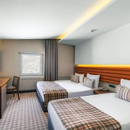 호텔 Jura Kervansaray