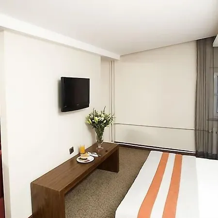 Jura Kervansaray 3*