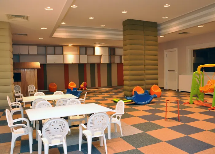 Jura Kervansaray Ξενοδοχείο 3*