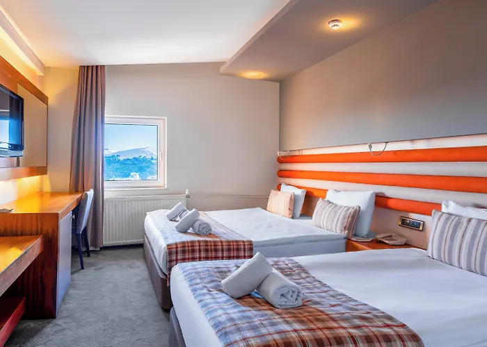 Jura Kervansaray Ξενοδοχείο 3*